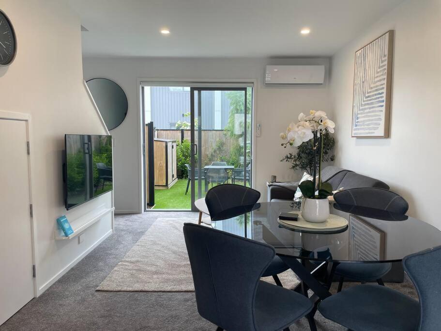 Parkside Retreat - 3 Beds -Sleeps 6 Near Westfield Villa Christchurch Exterior photo