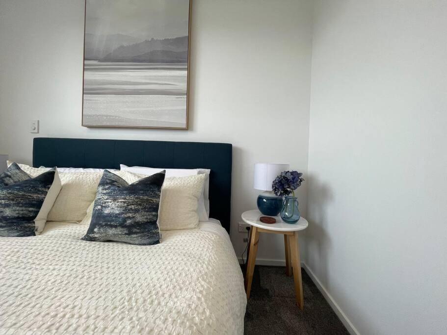 Parkside Retreat - 3 Beds -Sleeps 6 Near Westfield Villa Christchurch Exterior photo